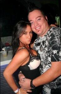 hot girl and douchebag looking guy