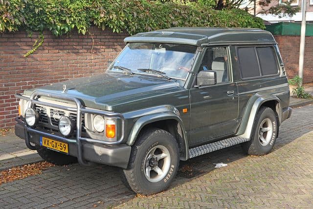 1990 Nissan Patrol 4X4:  The Unexpectedly Luxurious Suv? - rj814yf