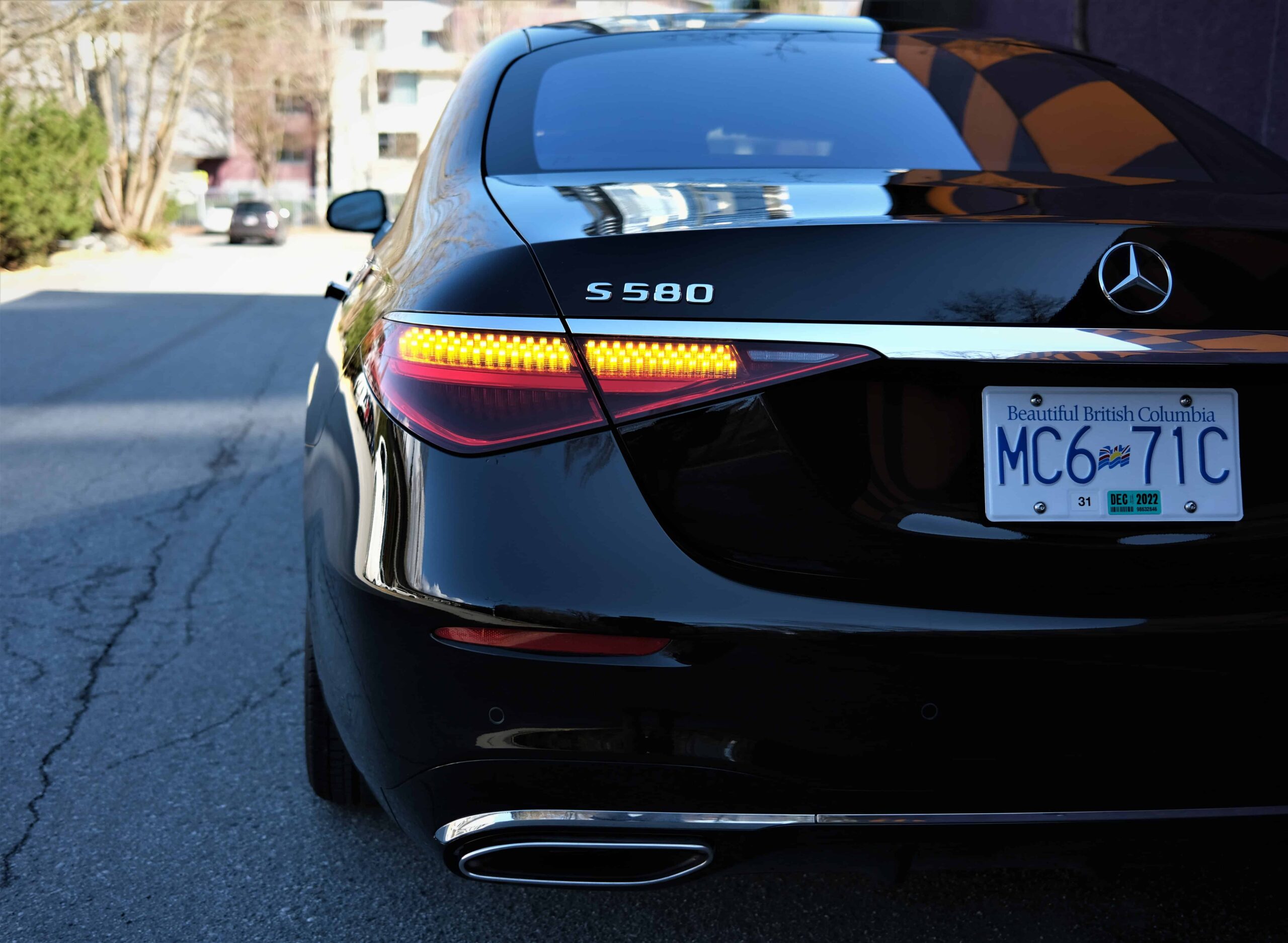 2022 Mercedes Benz S580 Taillights scaled