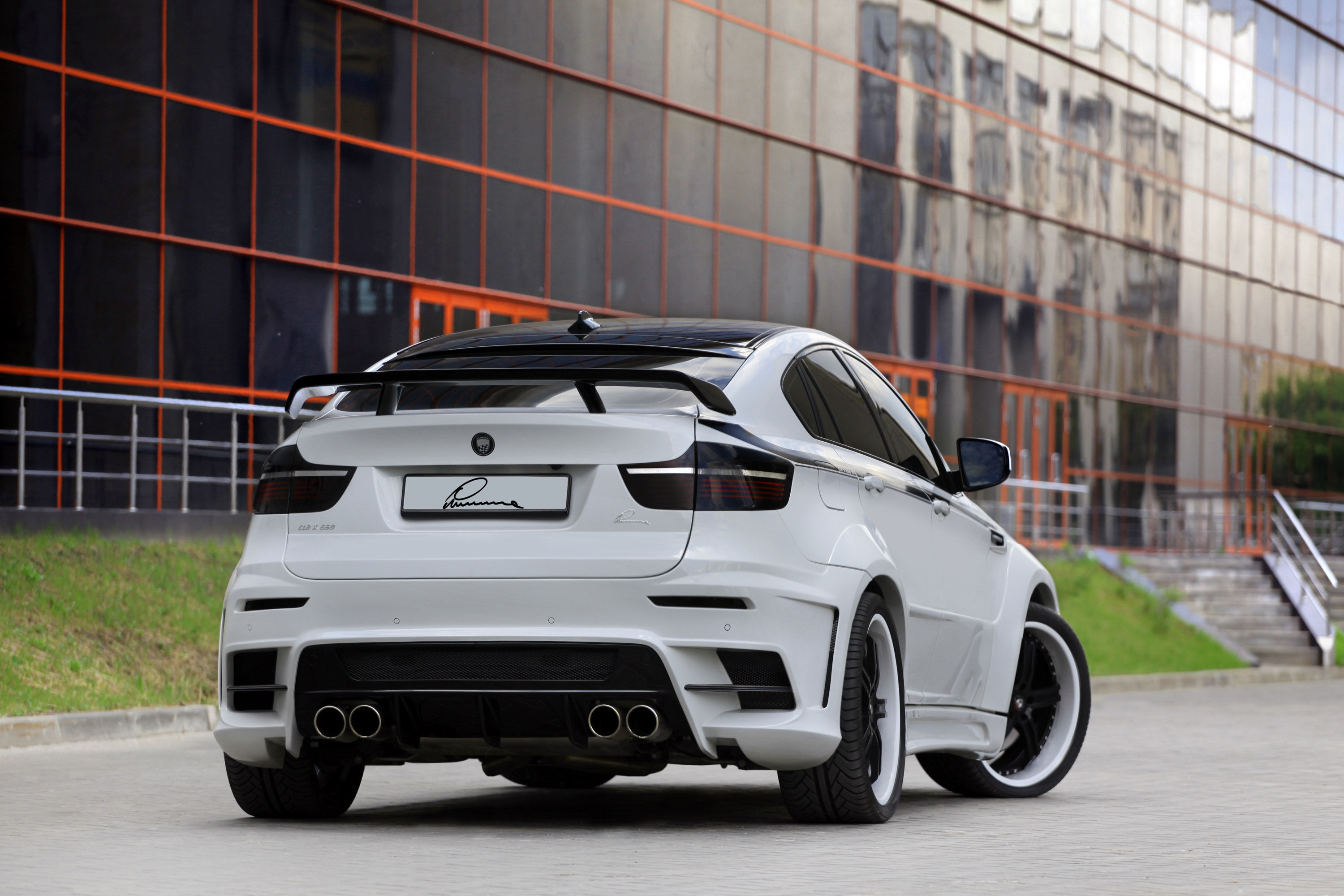 2010-bmw-x6-lumma-design-05 Luma Design BMW CLR X650 M Rear