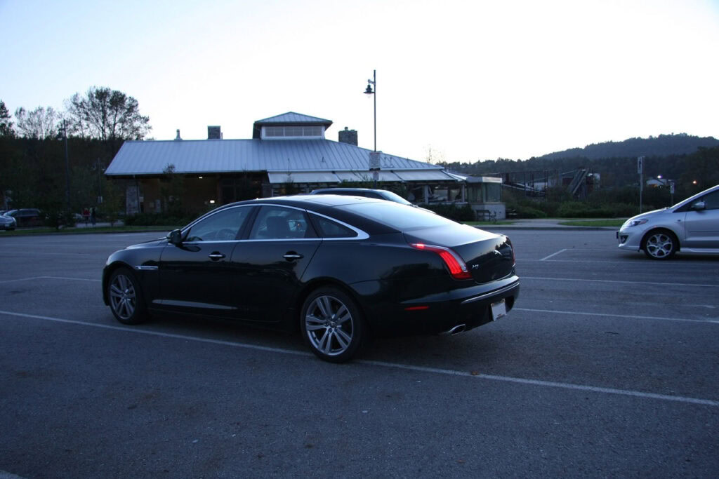 Green-2011-Jaguar-XJ