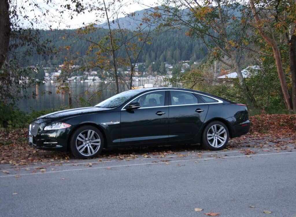 2011-Jaguar-XJ-By-Marina