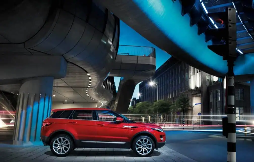 Range-Rover-Evoque-5-door-side