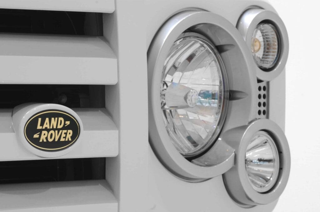 Startech-Land-Rover-Defender-Yachting-Lights