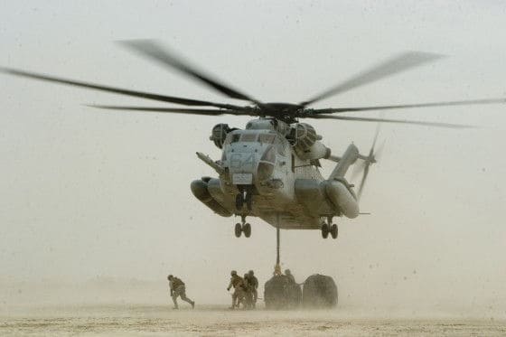 CH-53E-In-Iraq Ch-53E dropping of fuel in Iraq