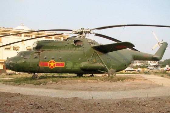 Mil-Mi-6-In-Camo Green Russian Mil Mi-6 Helicopter
