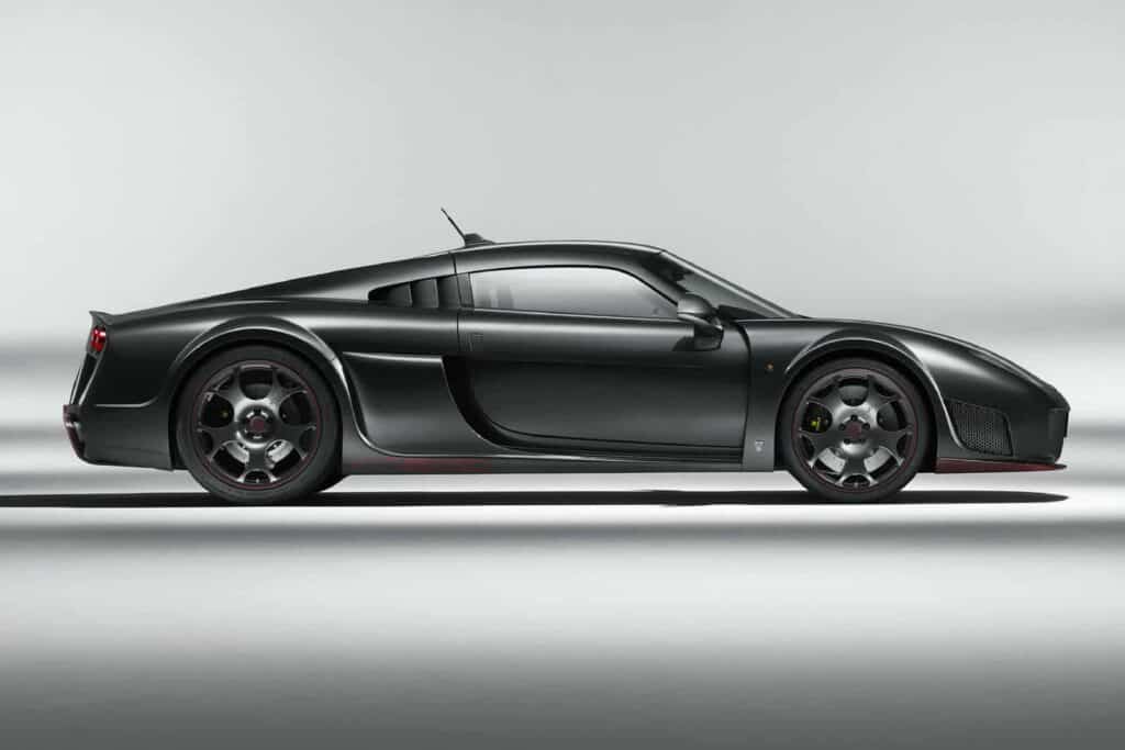 Noble-M600-Side