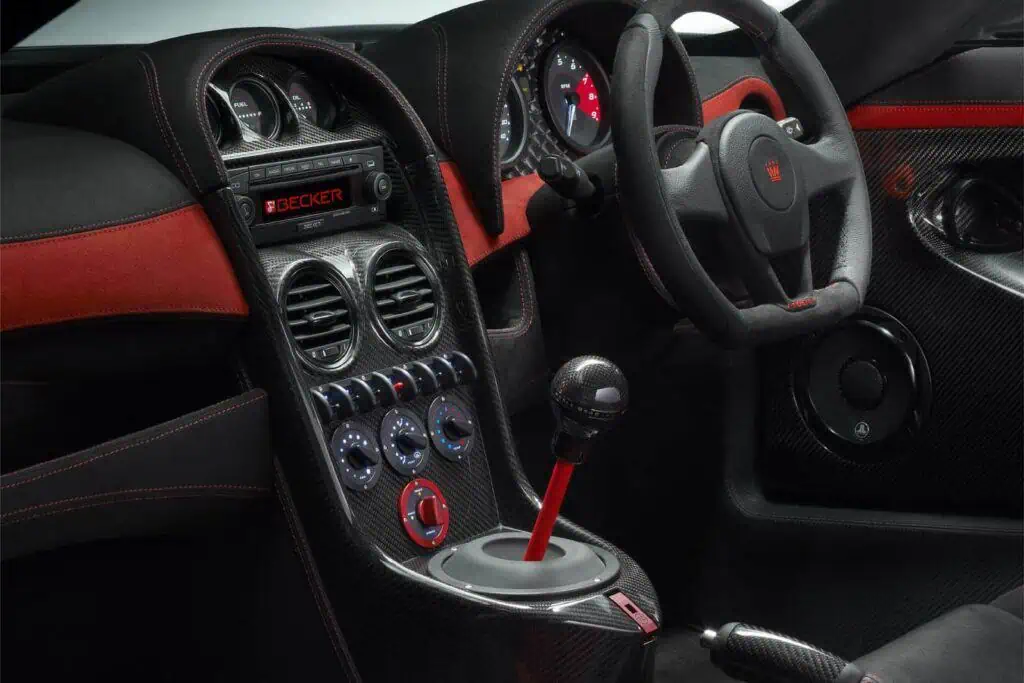 Noble-M600-Interior-Passenger-Side