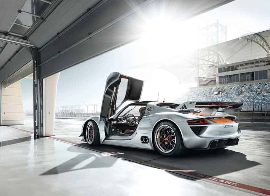 Porsche 918 RSR Race Car Wallpaper 24