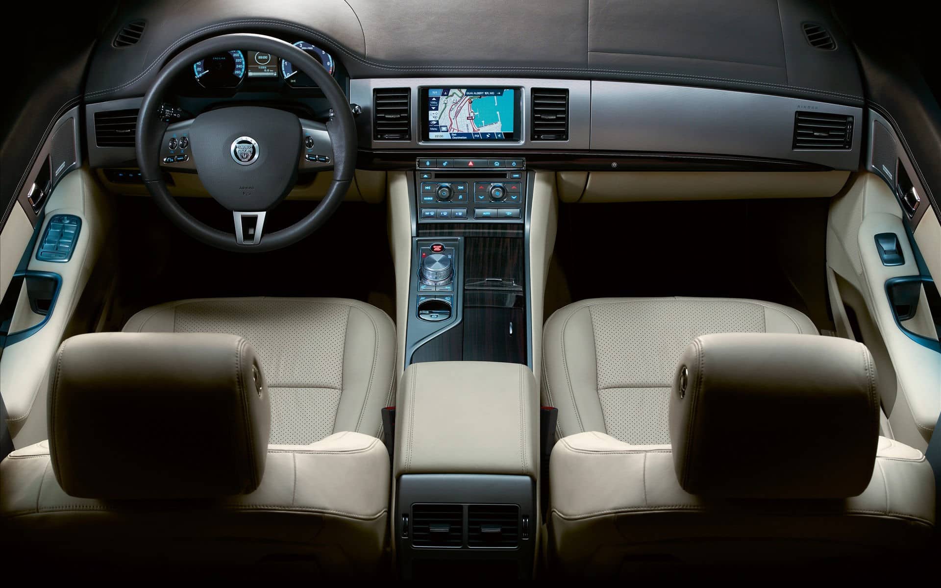2011-2012-Jaguar-XFR-Interior