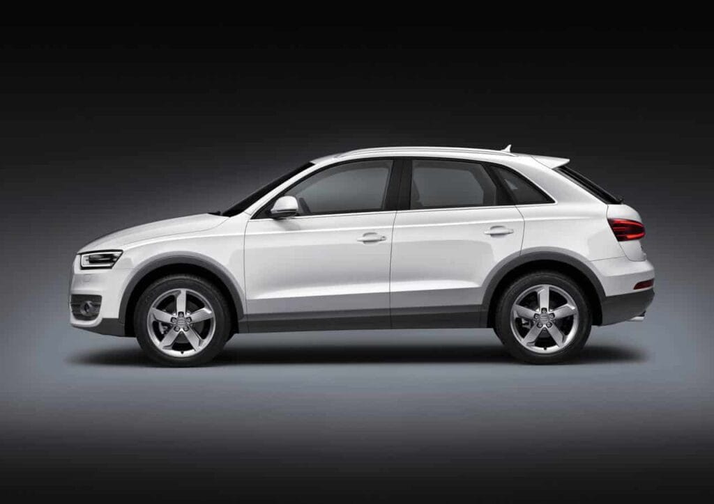 2012 Audi Q3 Crossover 11 White-2012-Audi-Q3-Side