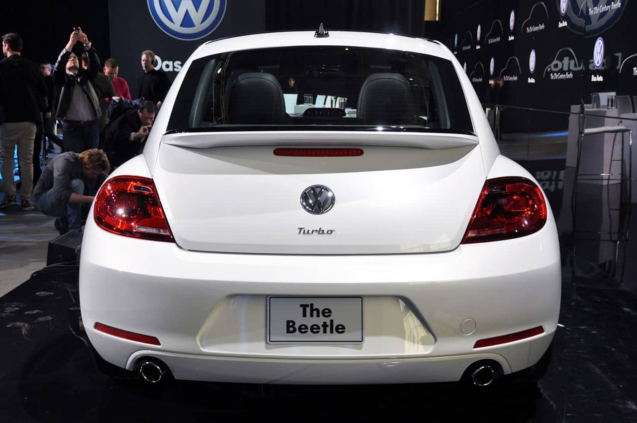 2012-Volkswagen-Beetle-New-York-Show-Rear