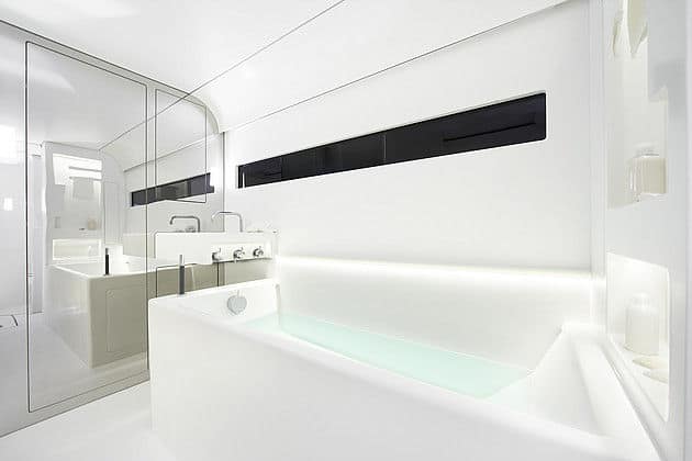 Ketterer-Continental-Luxury-Motorhome-Interior-Bathroom