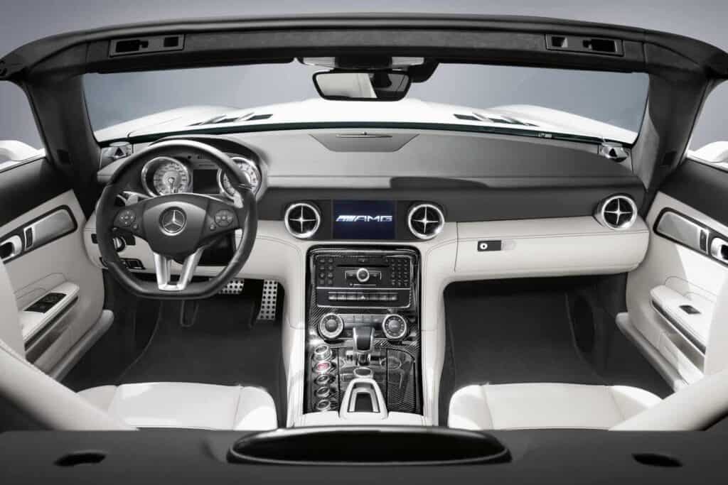 Mercedes-Benz-SLS-AMG-Roadster-White-Interior