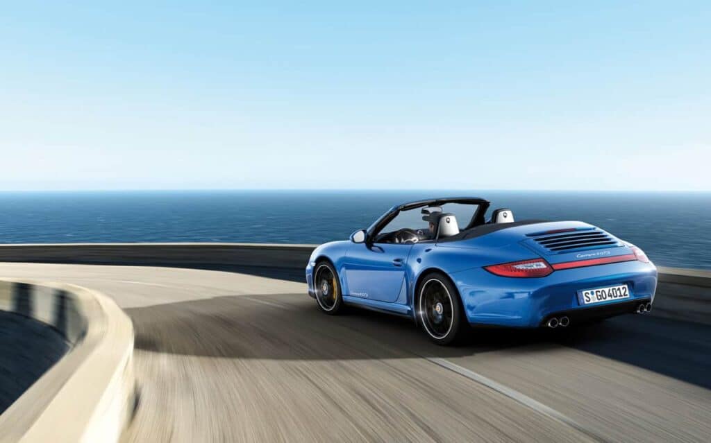 Porsche-911-Carrera-4-GTS-Cabriolet