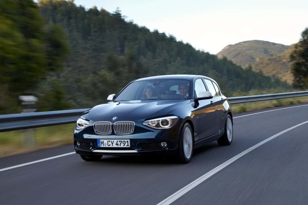 2012-BMW-1-Series-Leaked-Images