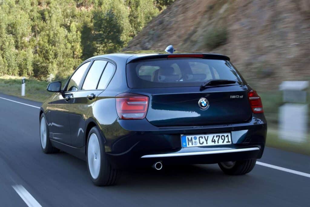 2012-BMW-1-Series-Leaked-Pictures