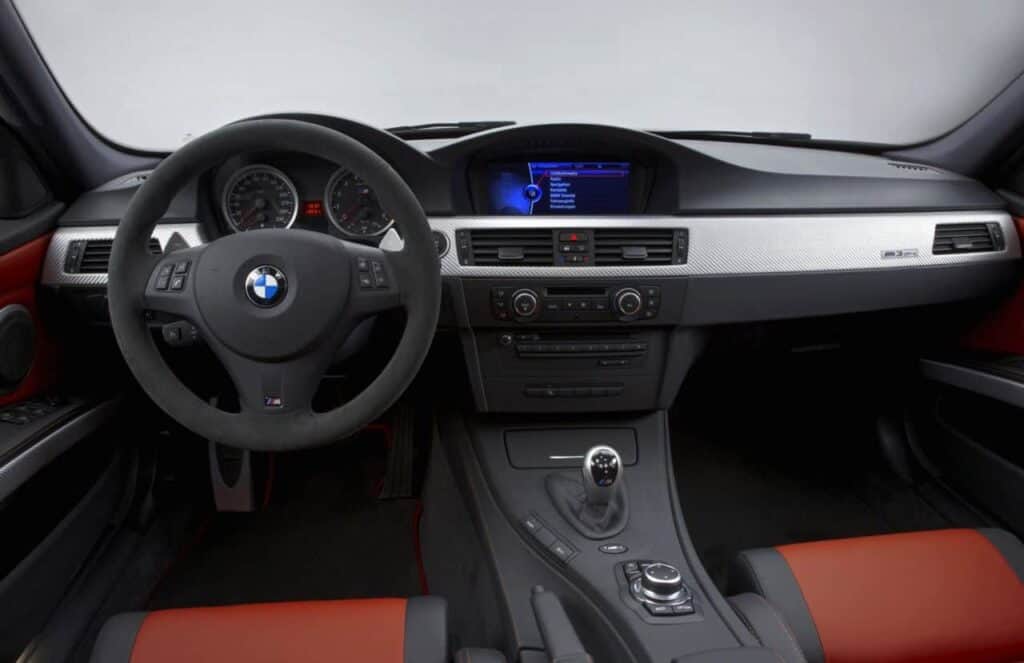 BMW-M3-CRT-Edition-Interior-Dashboard
