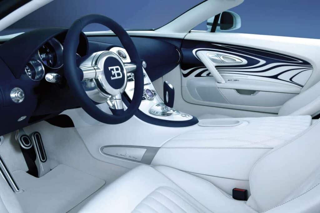 Bugatti-Veyron-L-Or-Blanc-Interior