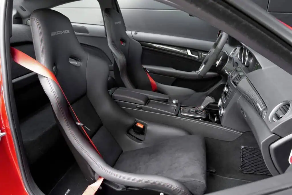 Mercedes_Benz-C63-AMG-Black-Series-Coupe-Interior