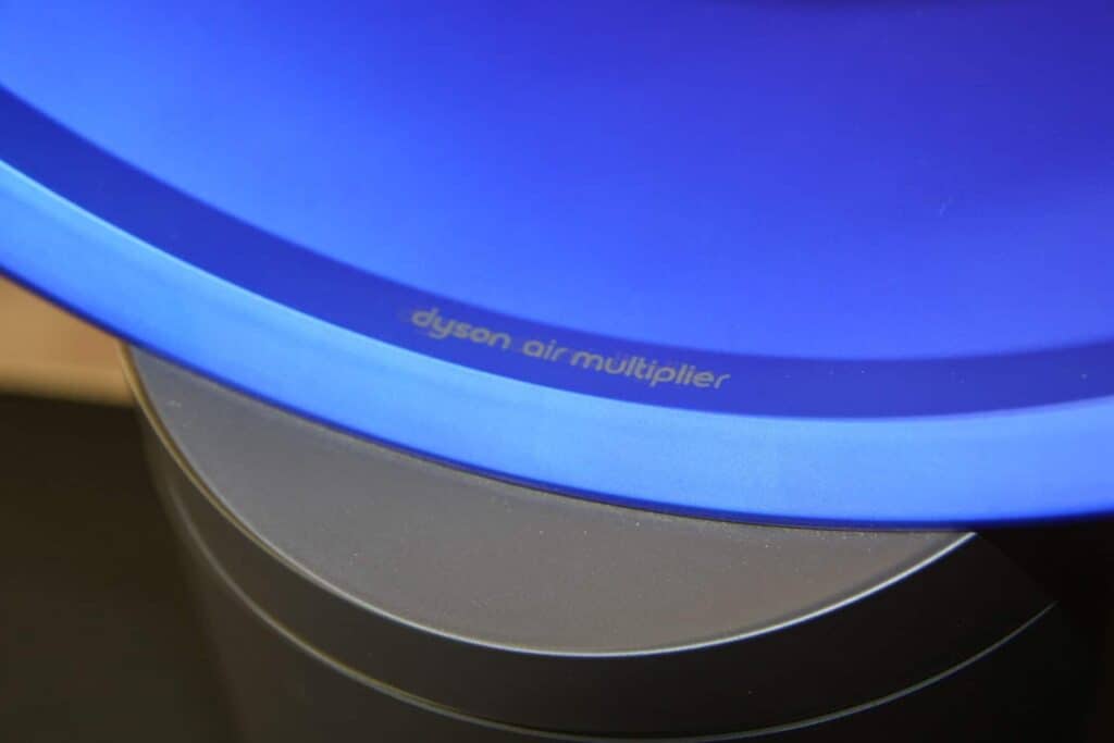 Dyson-Bladeless-Fan