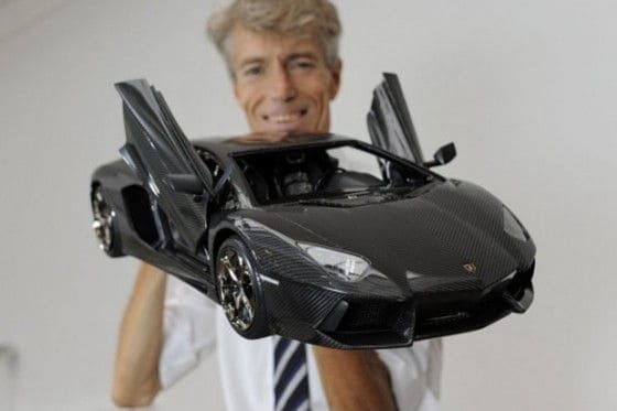 worlds-most-expensive-car-model-lamborghini-aventador-scale-model-by-Robert-Gulpan