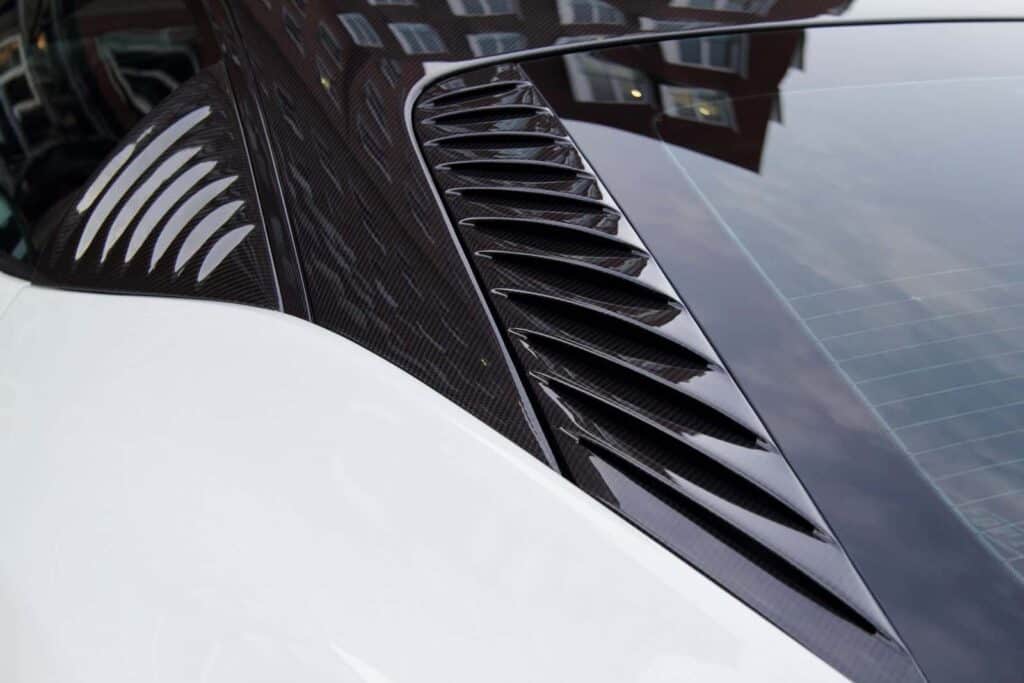 Ferrari 458 Italia carbon fiber rear vents