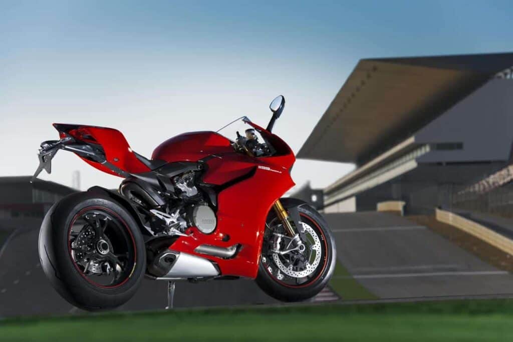 2012 Ducati 1199 Panigale Superbike 13 2012 Ducati 1199 Panigale review