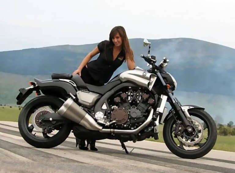 Yamaha Vmax Hyper Modified bike