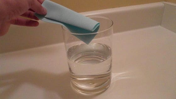 Dizolve laundry detergent being mixed with water