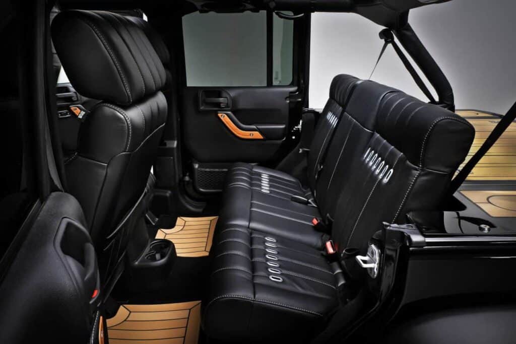 Jeep Wrangler Unlimited Nautic Blanche & Nautic Noire 13 Jeep Wrangler Nautical Concept 12