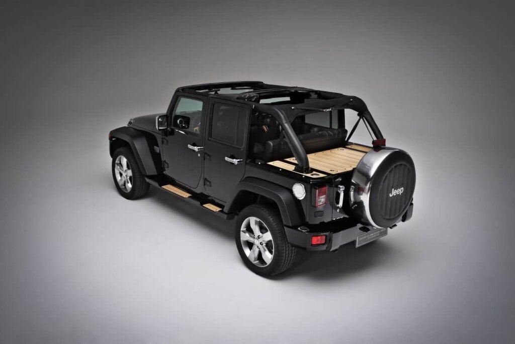 Jeep Wrangler Unlimited Nautic Blanche & Nautic Noire 8 Jeep Wrangler Nautical Concept 6