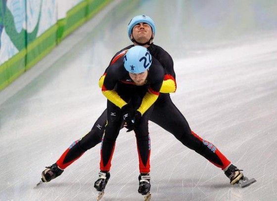 Perfectly Timed Photos of Ice Skating