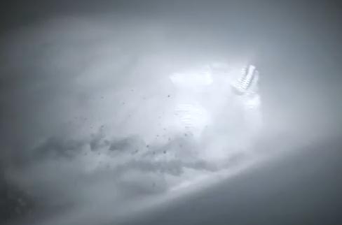 L.E.D. Snowboarding Lights Up the Powder 5 l.e.d. snowboarding