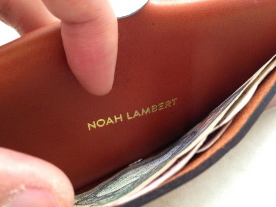 Noah Lambert Uni-Fold Wallet Review 10 opening up a wallet