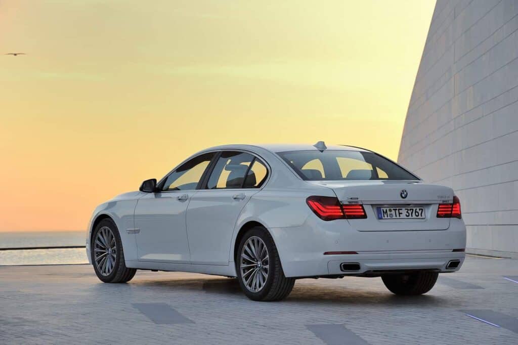 2013 BMW 7 Series 4