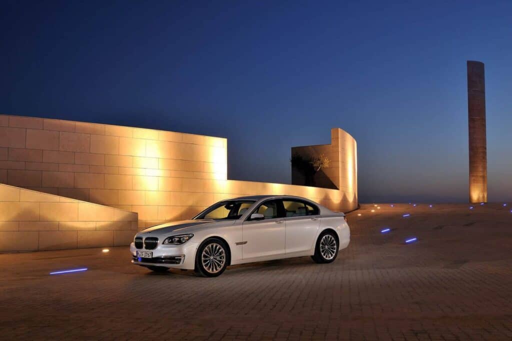 2013 BMW 7-Series Specs