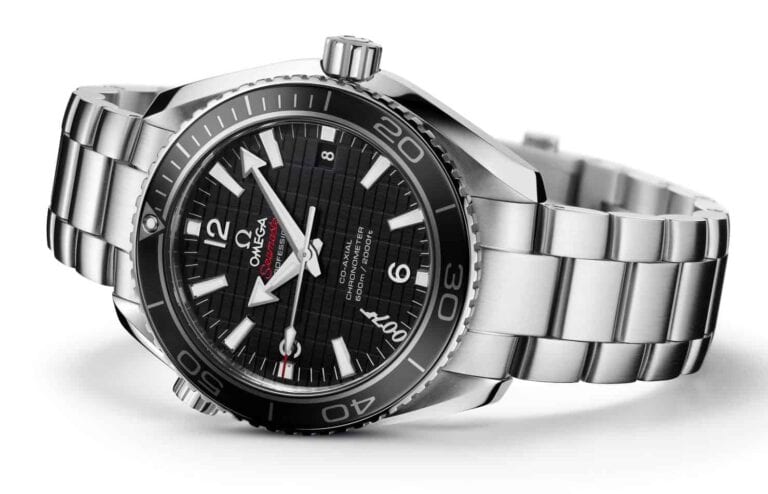 Omega Seamaster Skyfall 1
