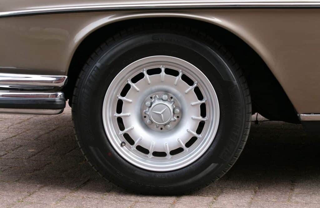 Vath Restored Mercedes Benz 300 SEL 7