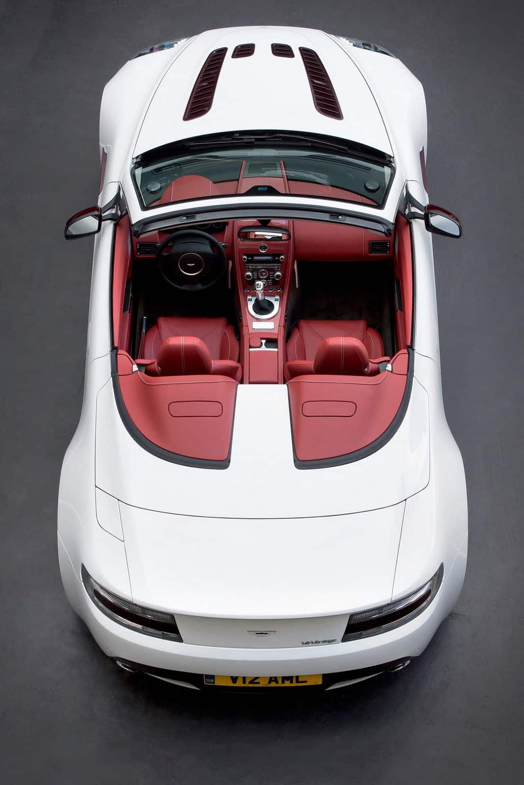 2013 Aston Martin V12 Roadster 12