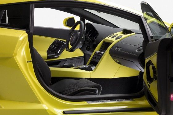 2013 Lamborghini Gallardo LP 560-4 Interior