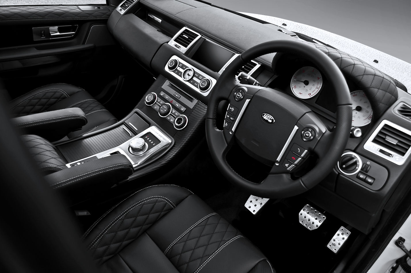 Kahn Design LE Edition Range Rover