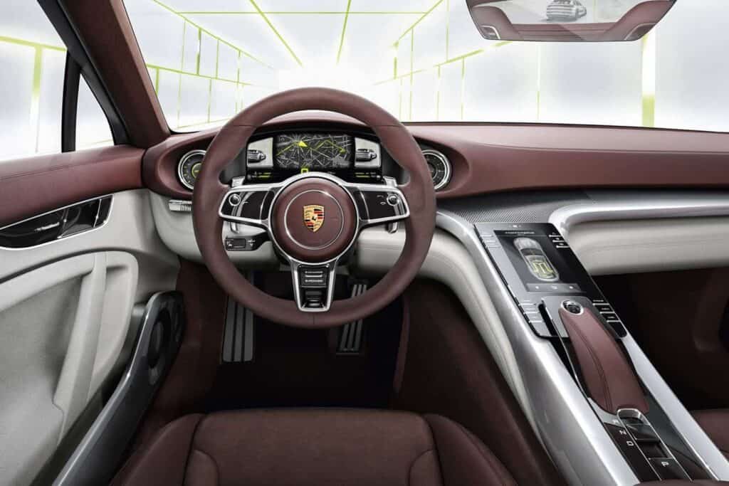 Porsche Panamera Sport Turismo Interior