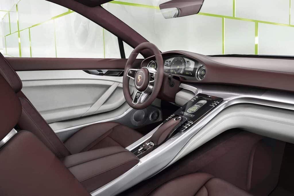 Porsche Panamera Sport Turismo Interior Cabin