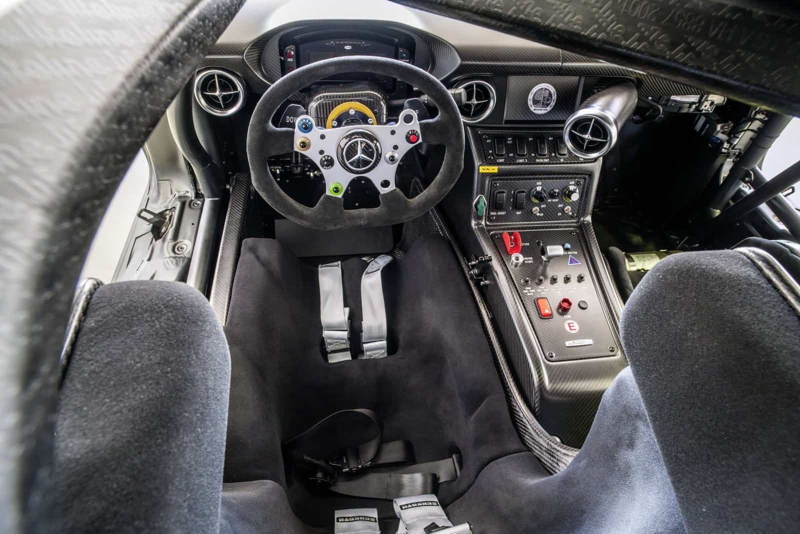 Mercedes Benz SLS AMG GT3 45 Interior