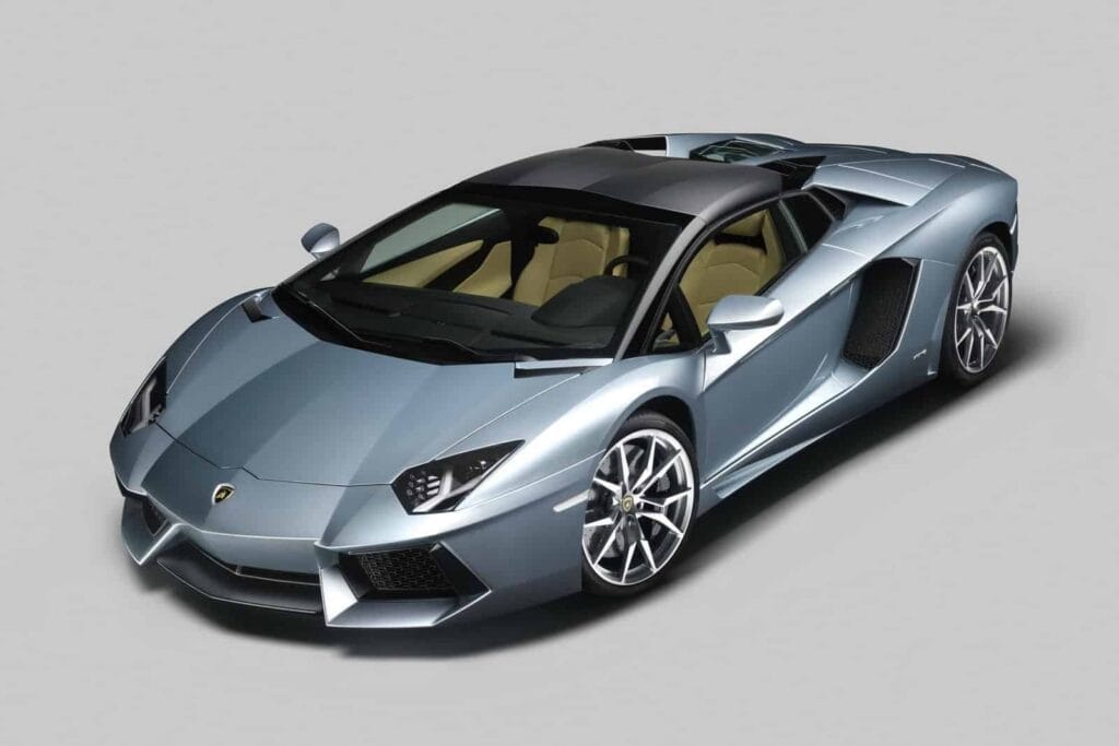 Lamborghini Aventador LP 700 4 Roadster 6