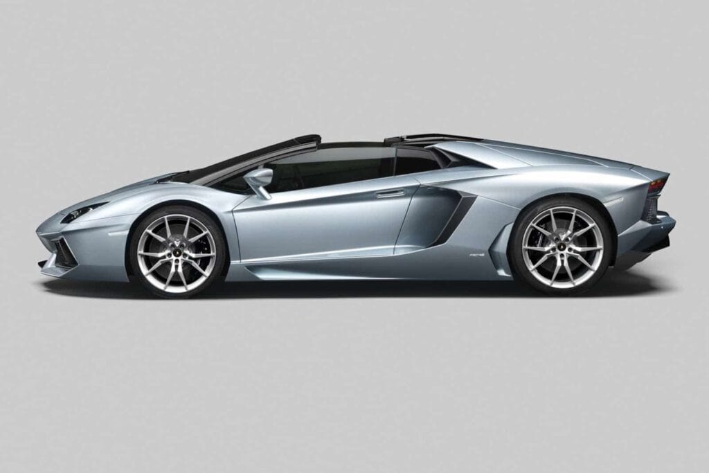 Lamborghini Aventador LP 700 4 Roadster 8