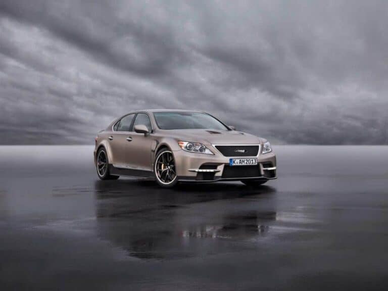 Lexus TMG Sports LS 650 1