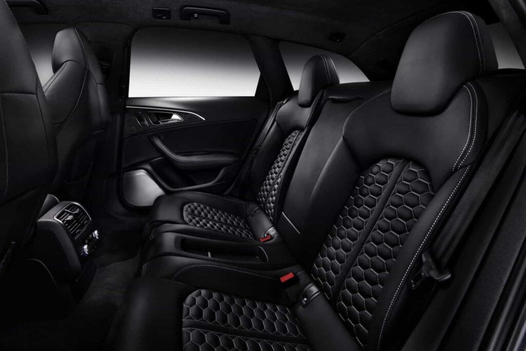 2014 Audi RS6 Avant rear interior