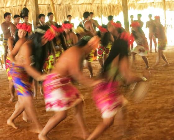 Embero-Indians-Dance